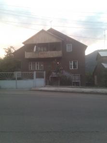 продам 3-х этажный дом