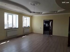 Продам дом с земельным участком