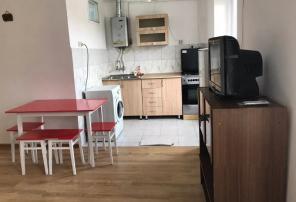 1-к. квартира,  кв.м, 4/5 эт.  проспект Комитаса, Ереван